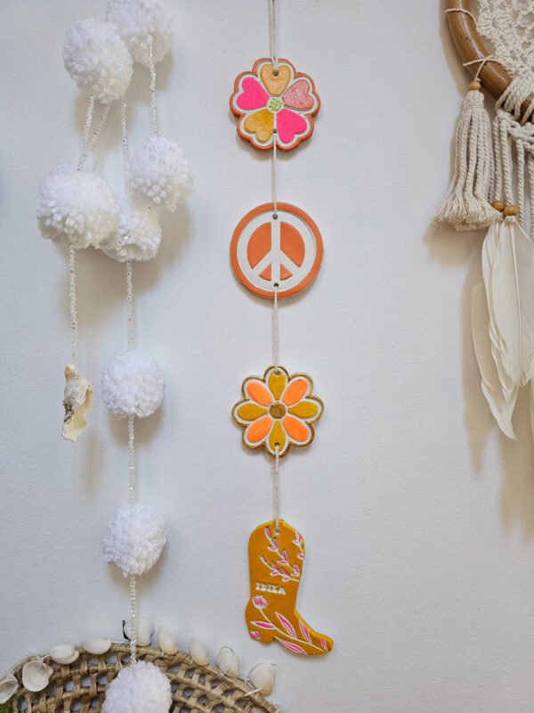 Décoration murale orangé