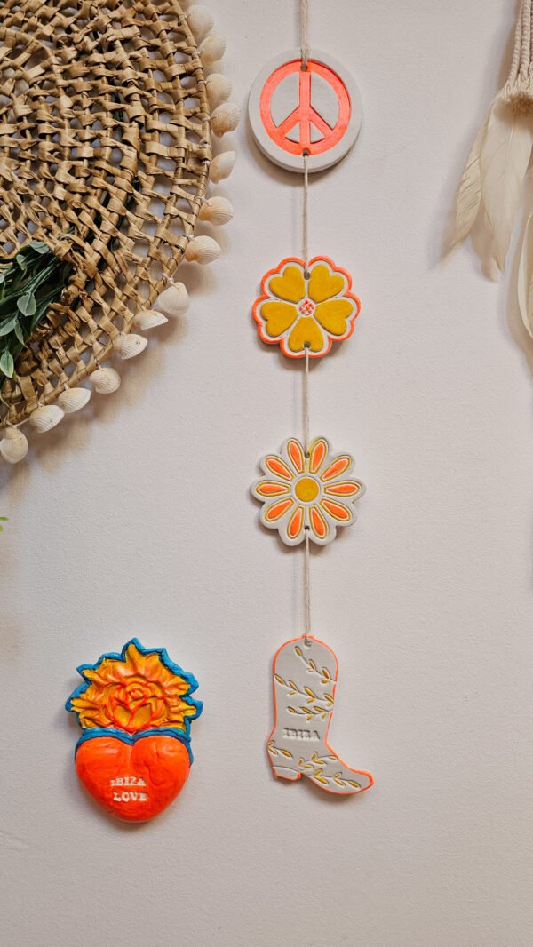 Suspension orange peace santiag